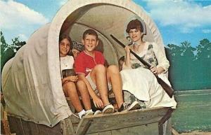 VA, Norfolk, Virginia, Triple R Ranch, Children in Wagon, Dexter Press 50896-C