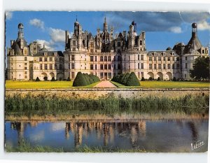 Postcard La façade principale du Château, Chambord, France