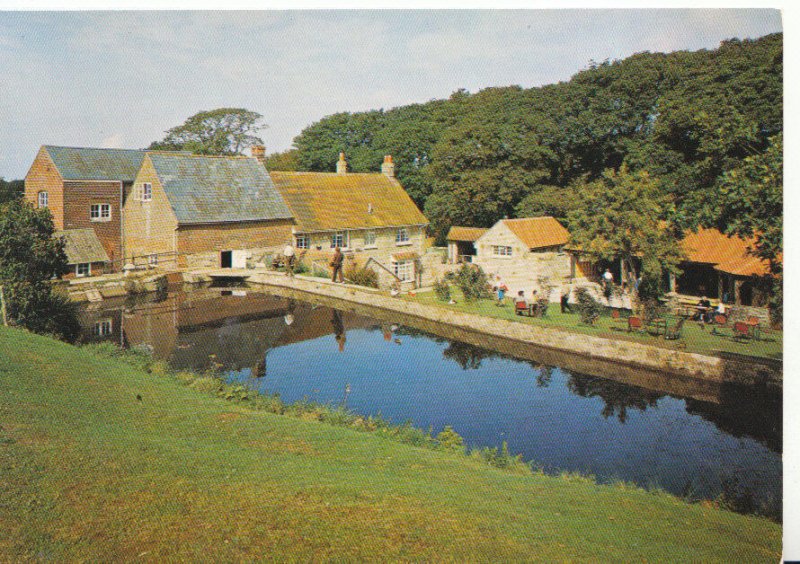 Isle of Wight Postcard - Calbourne Water Mill - Ref 2752A