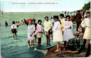 Postcard OH Cleveland Euclid Beach Bathing Scene Children on the Shore ~1910 B9