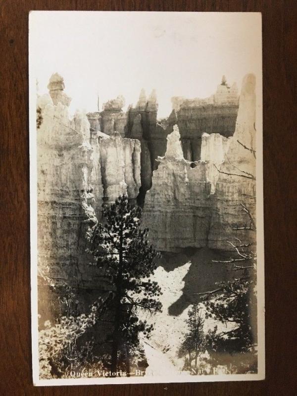 1940 RPPC Queen Victoria , Bryce Canyon National Park, Utah D10