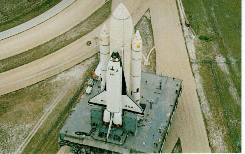 US    PC2277  THE ORBITER COLUMBIA SIT ON THE CRAWLER-TRANSPORTER