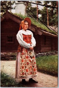 VINTAGE POSTCARD WOMAN IN TRADITIONAL DRESS FROM THE SKANSEN REGION OF SWEDEN