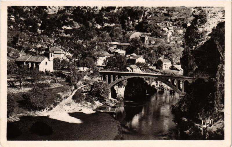 CPA St-CHELY-du-TARN - Vue - Gorges du Tarn (638240)