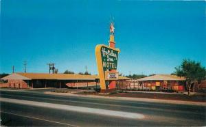 Amarillo Texas Holiday Inn Motel Route 66 pool roadside Postcard Dexter 3305