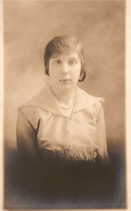 Vintage Postcard Portrait of a Pretty Woman Beautiful Eyes, RPPC
