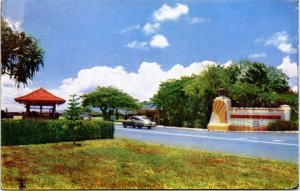 Postcard Hawaii Pearl Harbor - Air Force Entrance to Hickam Field