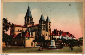 CPA PARAY-le-MONIAL Place Alsace-Lorraine et la Basilique du Sacre-Coe (616053)