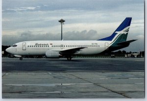 Airplane Postcard Tradewinds Airlines Boeing 737-3YO 9V-TRA at Singapore BX6