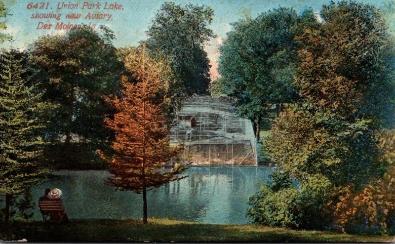 Iowa Des Moines Union Park Lake Showing New Aviary 1914