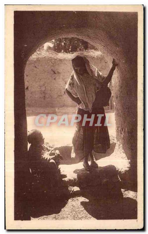 CPA Algeria interesting Conversation Woman and child Folklor
