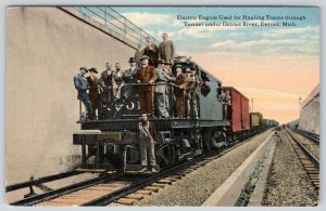 ELECTRIC ENGINE FOR HAULING TRAINS THROUGH TUNNEL UNDER DETROIT RIVER MICHIGAN