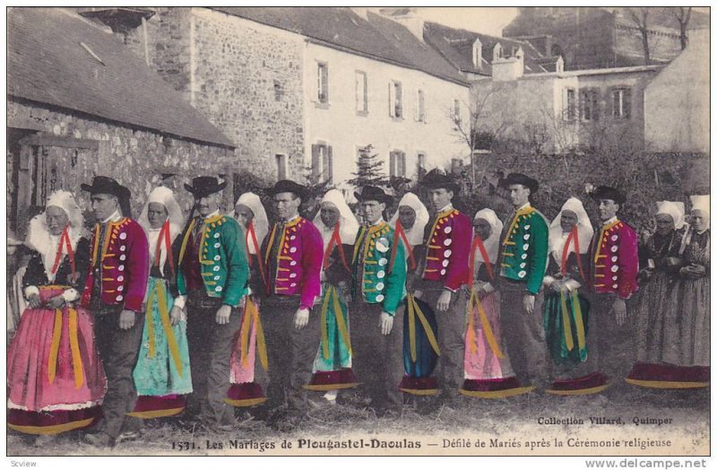 Les Mariages De Plougastel-Daoulas- Defile De Maries Apres La Ceremonie Relig...