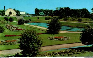 Wisconsin Milwaukee Mitchell Park Sunken Gardens