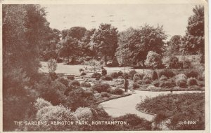 NORTHAMPTON, ABINGTON PARK, THE GARDENS, Northamptonshire - Vintage POSTCARD