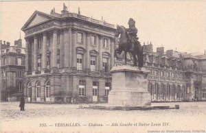France Versailles Chateau Aile Gauche et Statue Louis XIV