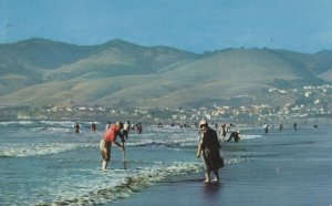 Maine Morro Bay & Pismo Beach Clamming USA 1970s Postcard