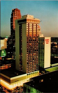 VINTAGE POSTCARD STOUFFER'S CINCINNATI TOWERS AT CINCINNATI OHIO c 1970s