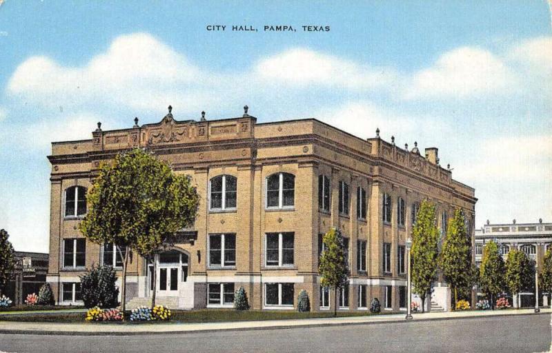 Pampa Texas City Hall Street View Antique Postcard K46815