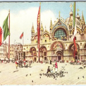 c1930s Venice, Italy Postcard St Mark Basilica Clock Tower Square Pigeons A375