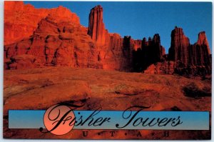 Postcard - Fisher Towers - Utah