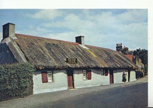 Scotland Postcard - Burns Cottage - Alloway - Ayrshire - TZ8372