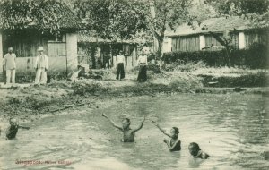 PC CPA SINGAPORE, NATIVE BATHING, Vintage Postcard (b19666)