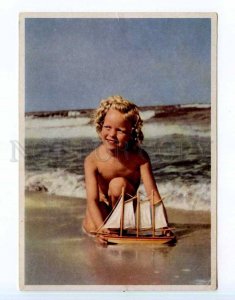 250828 GERMANY GDR DDR NUDE Girl Ship TOY Vintage postcard