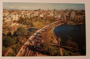 Vintage Postcard Wilshire Boulevard Los Angeles Douglas MacArthur old cars Calif