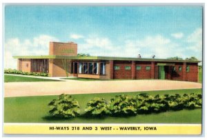 c1940 Carver's Coffee Shop Dining Room Restaurant Waverly Iowa Vintage Postcard