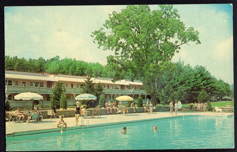 Pennsylvania CRESCO Pocono Gardens Lodge - pm1985 - Chrome