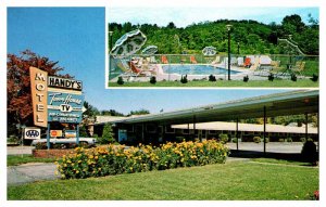 Postcard SWIMMING POOL SCENE Burlington Vermont VT AT6200