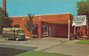 Chicago IL Chief Laundry & Wash Company Truck Postcard