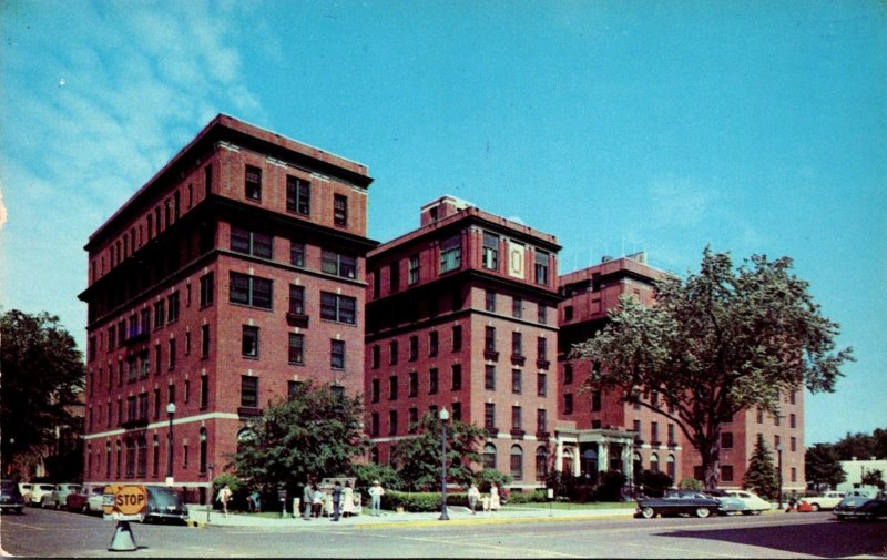 Minnesota Rochester Colonial Hospital