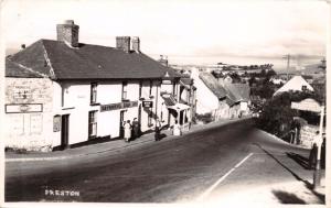 PRESTON DORSET UK STREET VIEW PHOTO POSTCARD 1957 THORLEYS CAKE + GOLD FLAKE