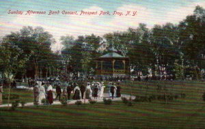 Troy, New York - Sunday Afternoon Band Concert at Prospect Park - c1908