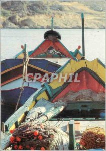 Postcard Modern Malta Gozo Mgarr in Luzzu fishing boat