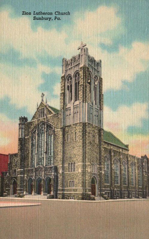 Vintage Postcard 1930's Zion Lutheran Catholic Church Sunbury Pennsylvania PA