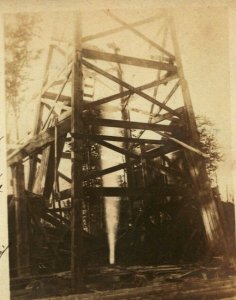 RPPC Gas Well At Wetmore Township Pennsylvania PA 1906 UDB Postcard