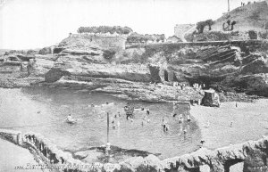 Biarritz Pyrénées France~Heure au Bain au Port Vieux~ Postcard