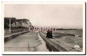 Old Postcard St Valery en Caux La Digue