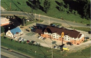 Postcard IL Mt. Vernon Aerial View Super 8 Motel Route 57 Roadside 1970s V211