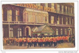 Band & Company Of Her Makesty´s Guards Passing Grosvenor Hotel, Buckingham P...