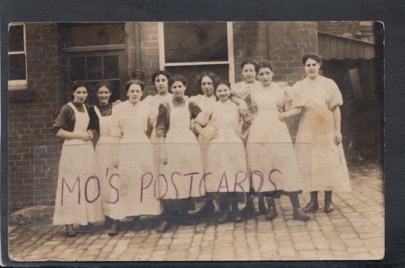 Yorkshire Postcard - Jam Factory Staff, Moorhouses    HM595