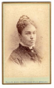Victorian Era Portrait Woman, Harry Sutter Photographer, Milwaukee, Wisconsin