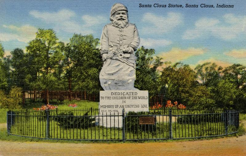 IN - Santa Claus. Santa Claus Statue