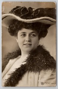 RPPC Opera Singer Rita Walter Advertising Portrait c1906 Postcard I28