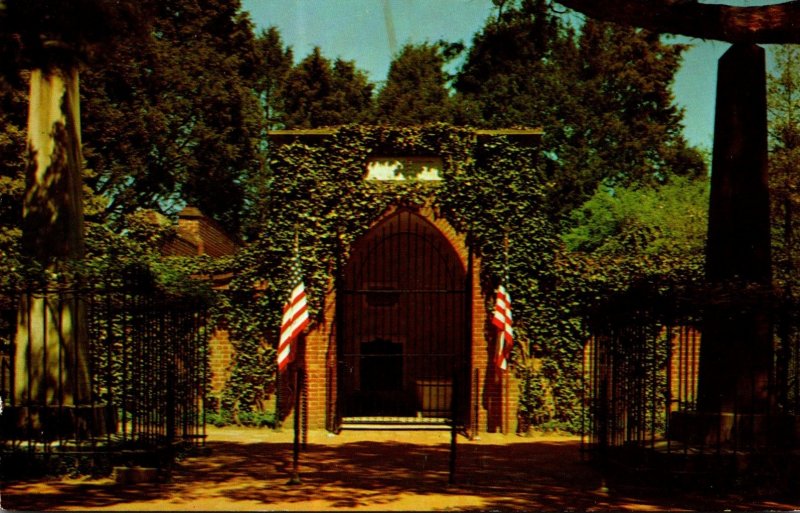 Virginia Mount Vernon George Washington Tomb