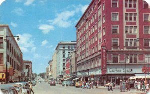 Pierce Street Scene SIOUX CITY Iowa Martin Hotel c1950s Chrome Vintage Postcard