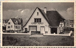 Belgium Westende Villas Taillevent et Jean-Louis Vintage Postcard C148